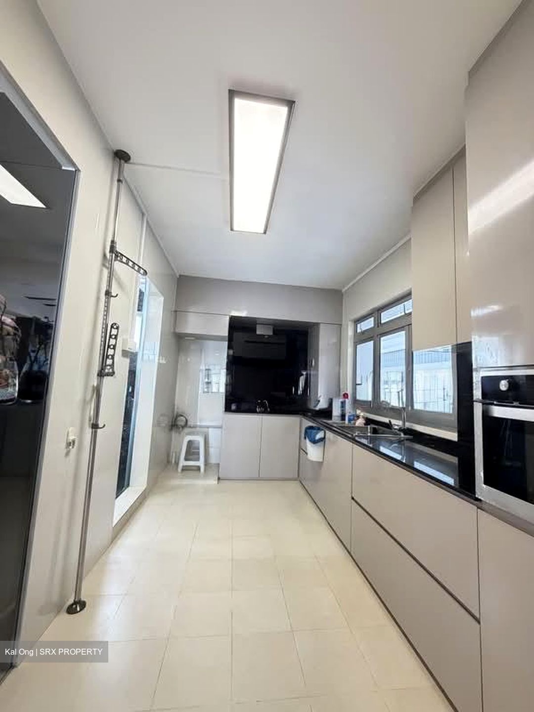Blk 647 Pasir Ris Drive 10 (Pasir Ris), HDB Executive #581116231